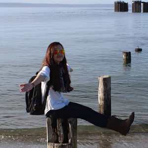 Meet your Posher, Ly